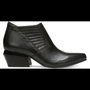 Naya Bootie - Black Size 7